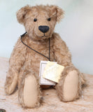 Foggy is a sweet vintage limited edition mohair artist bear from Barbara-Ann Bears he stands 14 inches/35cm tall.
Foggy dates from the mid 1990s and is number 4 of 4 from an edition we made for Collectif teddy bear shop near Southampton
