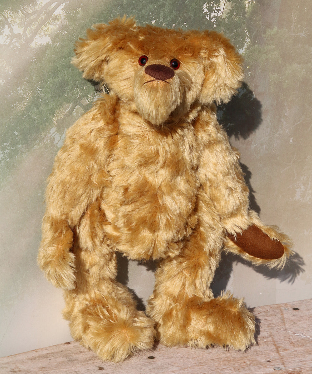 Rowan is a traditional, mohair artist teddy bear by Barbara Ann Bears –  Wild but Gorgeous