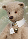 Pomeroy a large and elegant classical, one of a kind, traditional mohair artist teddy bear by Barbara Ann Bears. He stands 23.5 inches (60 cm) tall and is made from gorgeous dense and curly beige mohair with beige suedette paw pads, old amber glass eyes, an impressive embroidered brown nose and the sweetest smile
