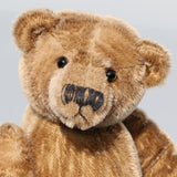 The Griffiths Bear pattern makes an elegant traditional Barbara-Ann Bear about 15.5 inches (39cm) tall.   We've used this pattern to make bears in a variety of mohairs ranging from 3mm vintage mohair to 25mm sparse, we find he works best in mohair about 15-25mm or vintage mohair. Griffiths is an old style, traditional bear