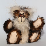 Woody is a very friendly and cuddly one of a kind, artist bear by Barbara-Ann Bears in wonderful fluffy tipped mohair Woody stands 9 inches(23 cm) tall and is 7 inches(18 cm) sitting.   Woody is a very happy and cuddly teddy bear. He's so fluffy that he could almost trip over his own fur