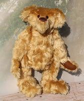 Groovy Greg is one wild cool guy, a veteran English mohair artist bear from Barbara-Ann Bears, he stands 17 inches/43 cm tall Groovy Greg was made in 1995 from beautiful antique gold English mohair with mid brown wool felt paw pads, dark amber glass eyes and a pert, chestnut coloured, meticulously embroidered nose. 