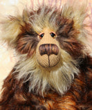 Hullabaloo is a very beary teddy bear a one of a kind, artist bear by Barbara-Ann Bears in wonderful faux fur and mohair

Hullabaloo stands 15 inches/38 cm tall 