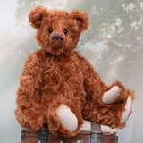 Jasper is quite a large, elegant and charming, one of a kind, traditional artist teddy bear by Barbara Ann Bears in wonderful cinnamon mohair, he is 21 inches/53cm tall and is 15 inches/38 cm sitting. Jasper is made from a beautiful, cinnamon coloured mohair with pale beige German wool-felt paw pads and he has black glass eyes