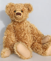 Teddington sitting.
Teddington, a large, elegant and very huggable, one of a kind, classical, traditional mohair artist teddy bear made by Barbara-Ann Bears, he stands 21.5 inches (55cm) 