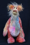 Hamish McBoagle is not the most sensible of bears, a comical one of a kind artist bear in hand-dyed mohair by Barbara Ann Bears. Hamish McBoagle stands 13.5 inches( 34 cm) tall and is 10.5 inches (26 cm) sitting.