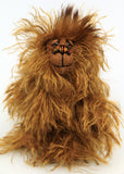 Phizzin McPhuzzin is a very sweet and happy little brown mohair artist bear by Barbara Ann Bears, he stands just 6 inches( 15 cm) tall and is 4.5 inches (11 cm) sitting. Bruce McCubbin is made from a very long and fluffy chocolate brown mohair while the top of his head is a very similar mohair but tipped with black