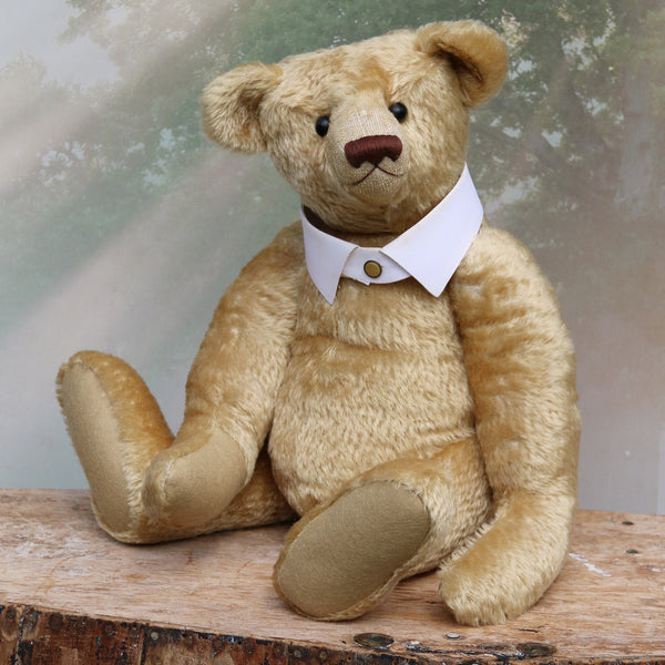 Rowan is a traditional, mohair artist teddy bear by Barbara Ann Bears –  Wild but Gorgeous